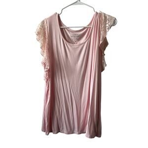 Torrid Super Soft Pink Lace Top Size 0 (XL)